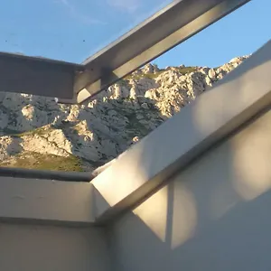 Couette-café Petite Maison Dans Le Parc National Des Calanques 